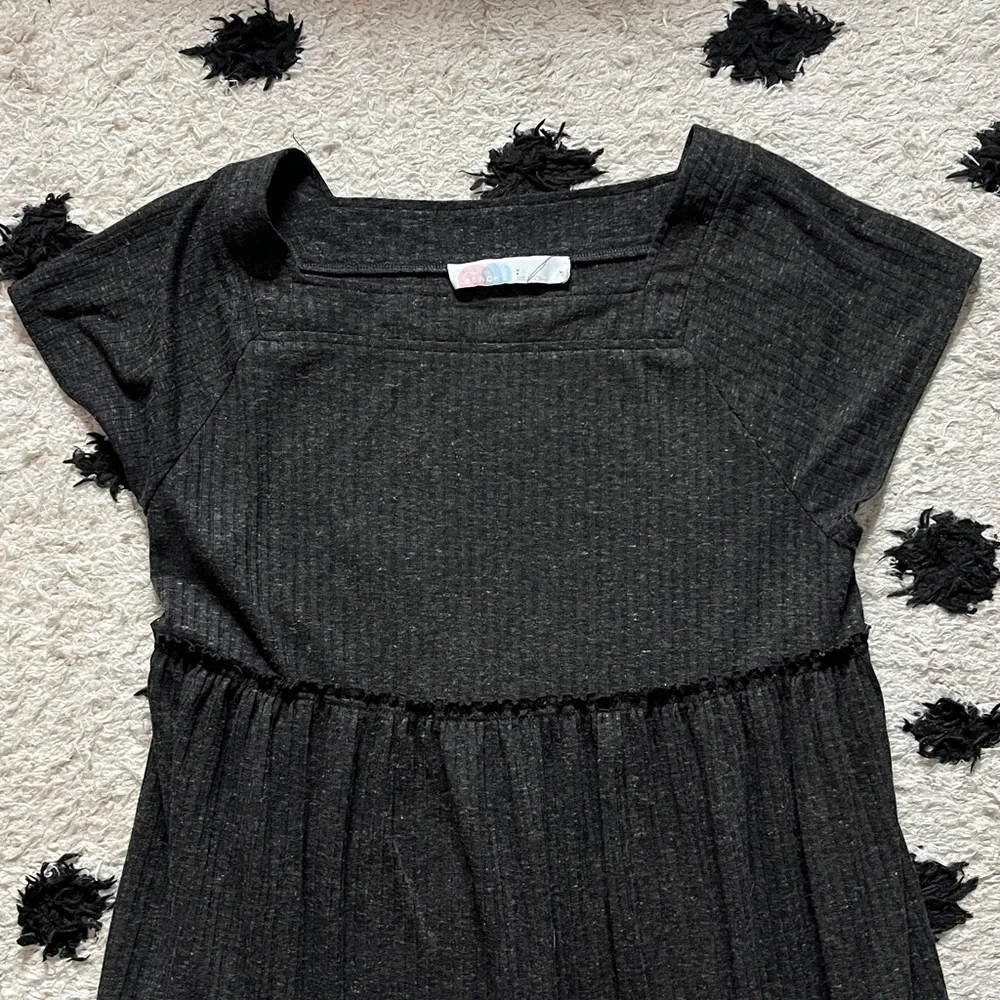 Free people beach size small saltwater tiered maxi dress dark grey short sleeve
